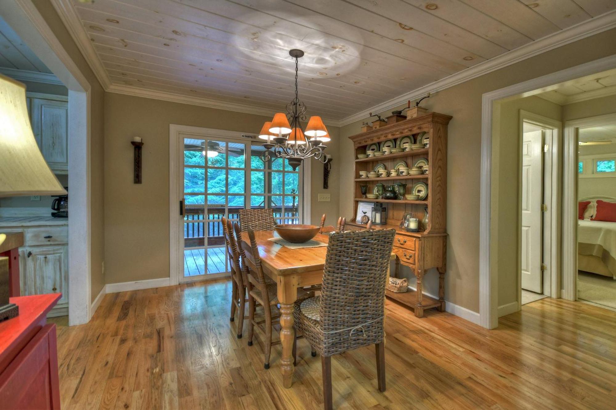 Southern Living Cottage Cozy Up By The Fire Relax On The Porch And Enjoy Peaceful Surroundings ブルーリッジ山脈 エクステリア 写真