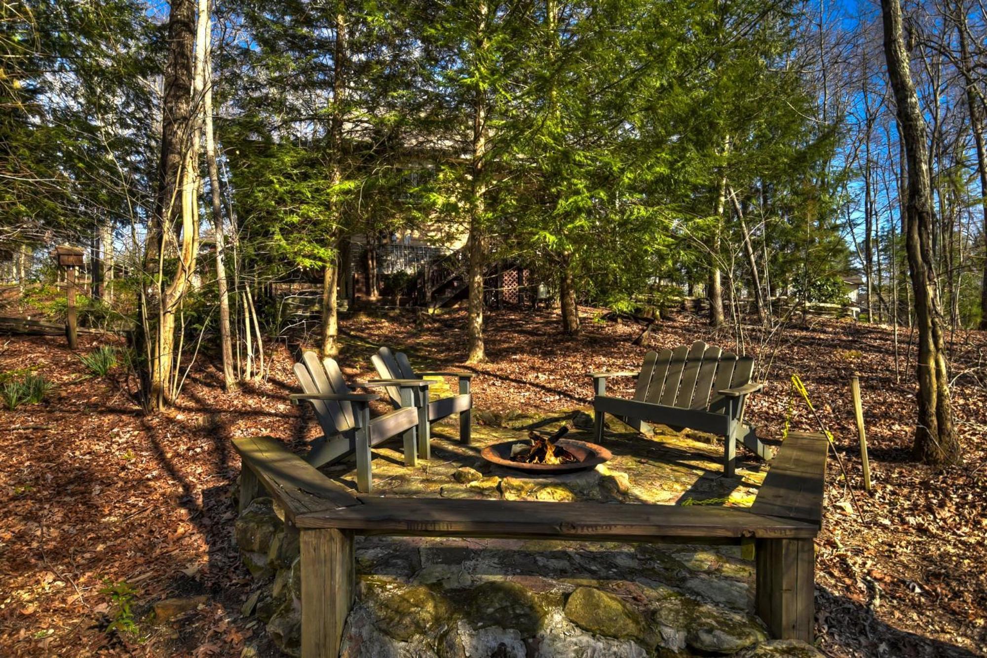 Southern Living Cottage Cozy Up By The Fire Relax On The Porch And Enjoy Peaceful Surroundings ブルーリッジ山脈 エクステリア 写真